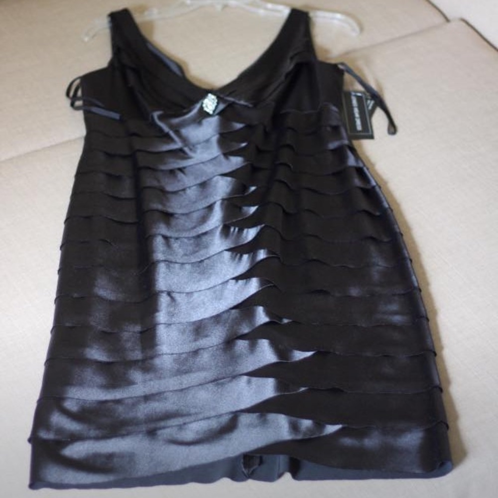 Jones Wear Black Dress. V Neck with broach